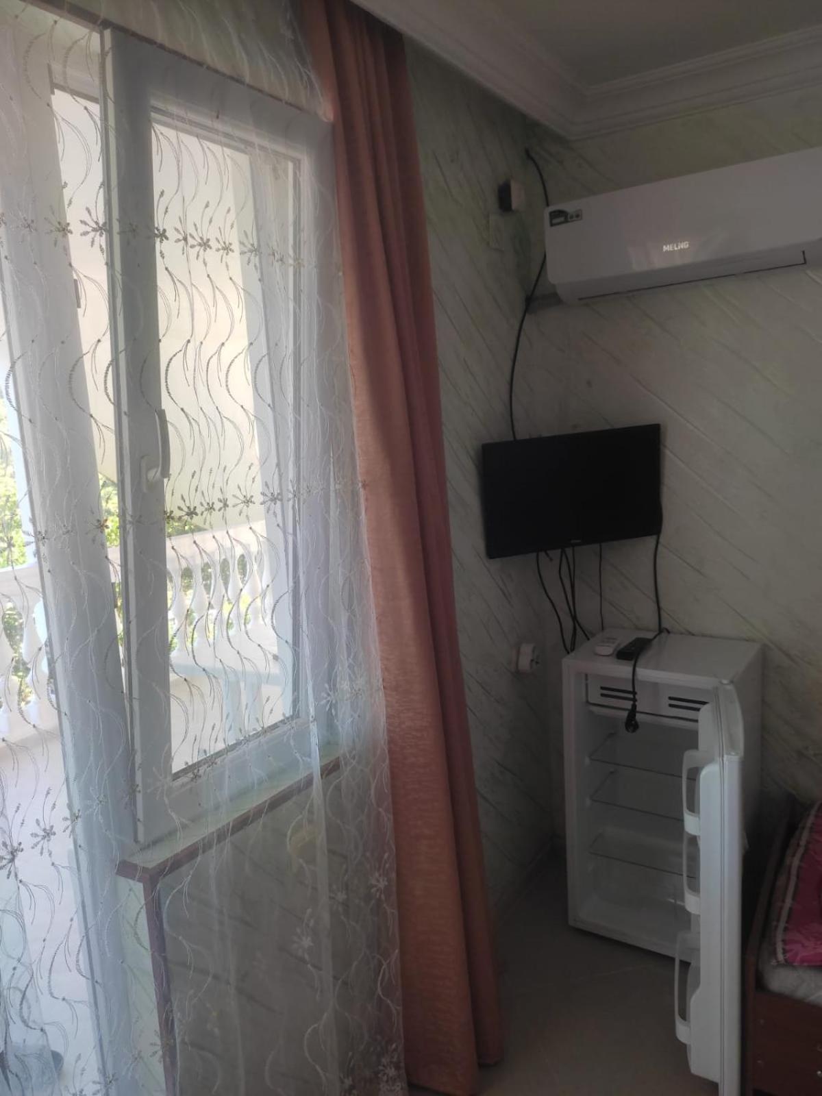Geno Guest House Kvariati Habitación foto